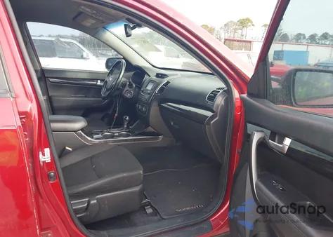 2015 Kia Sorento Lx из США, поврежденный, VIN 5XYKT4A60FG559318